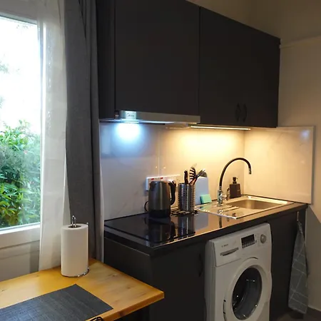 Under The Palms Pensionat 3*