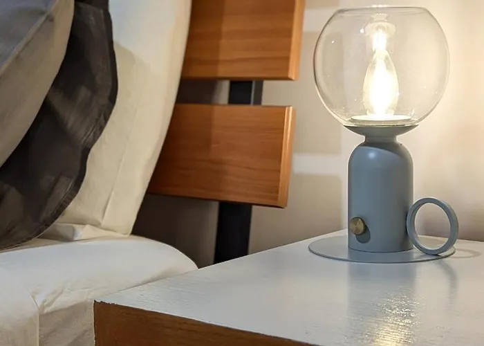 Under The Palms Nikósie